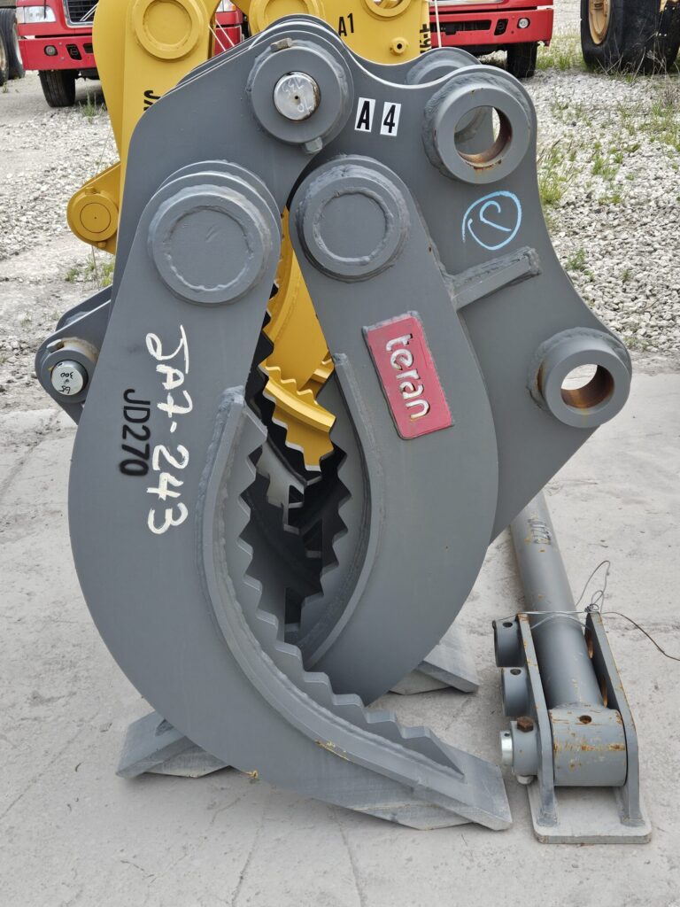 A4_IMG_1 showcases a piece of equipment in a well-lit industrial setting, highlighting its features and functionality.